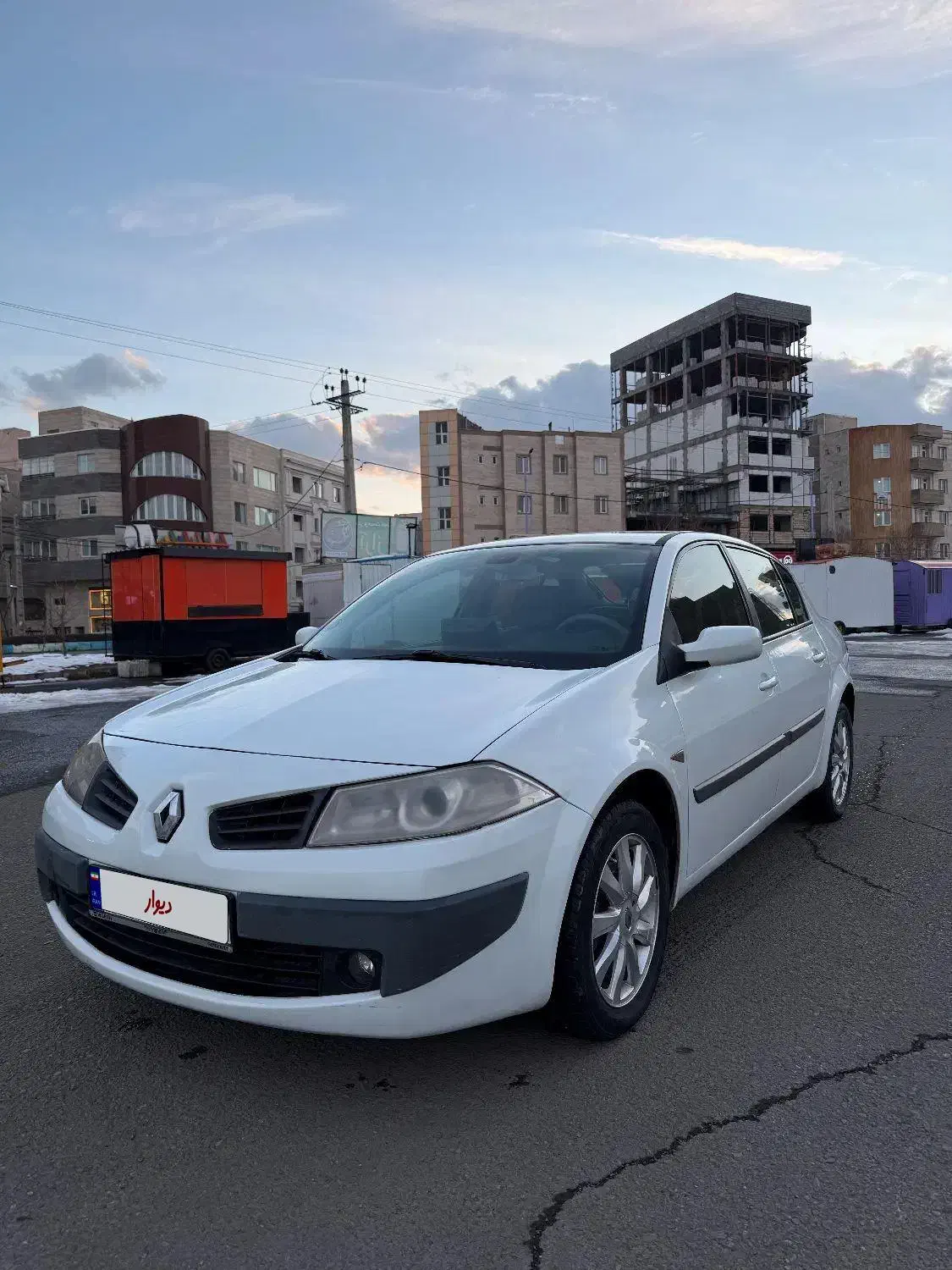 مگان ۲۰۰۰ اتوماتیک مدل ۹۰|خودرو سواری و وانت|خوی, |دیوار