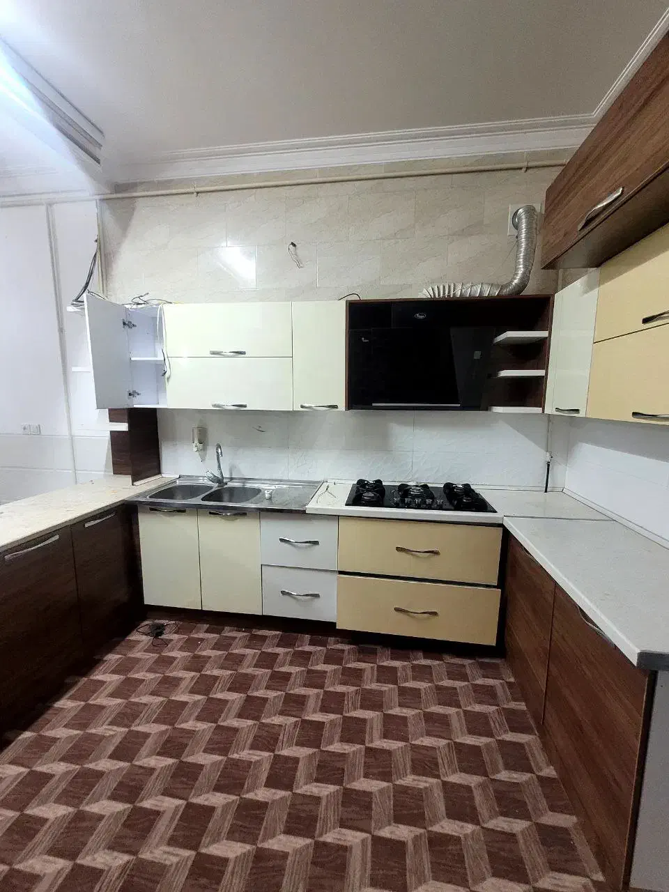 کابینت ام دی اف دست دوم|مصالح و تجهیزات ساختمان|یزد, |دیوار