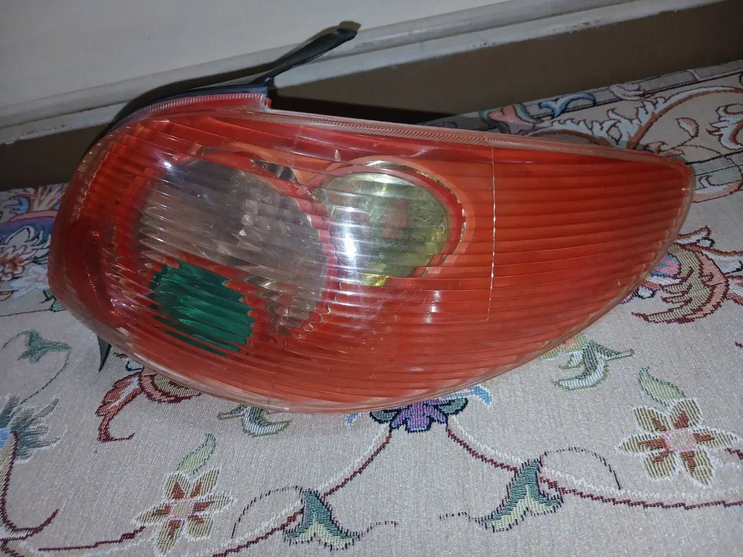 چراغ عقب 206|قطعات یدکی و لوازم جانبی|تهران, دولتخواه جنوبی|دیوار