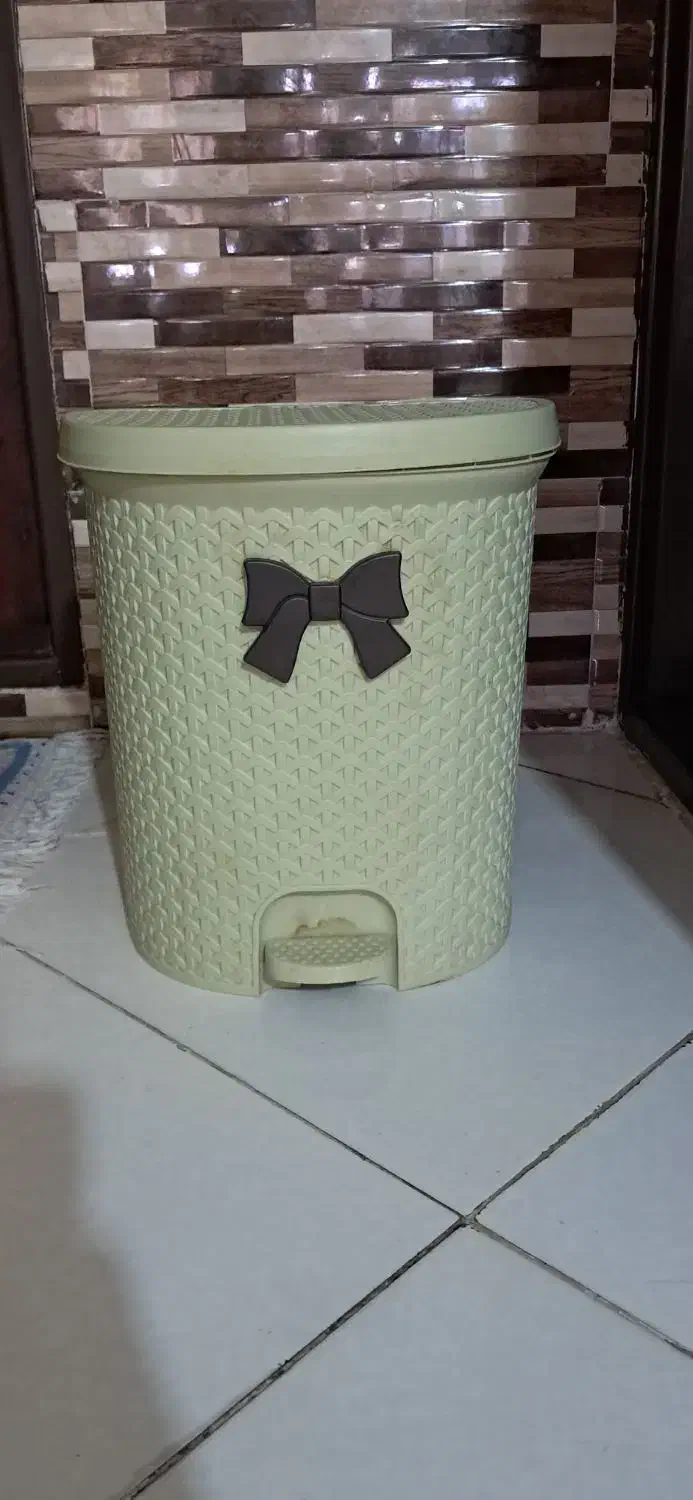 سطل اشغال|لوازم نظافت|قوچان, |دیوار