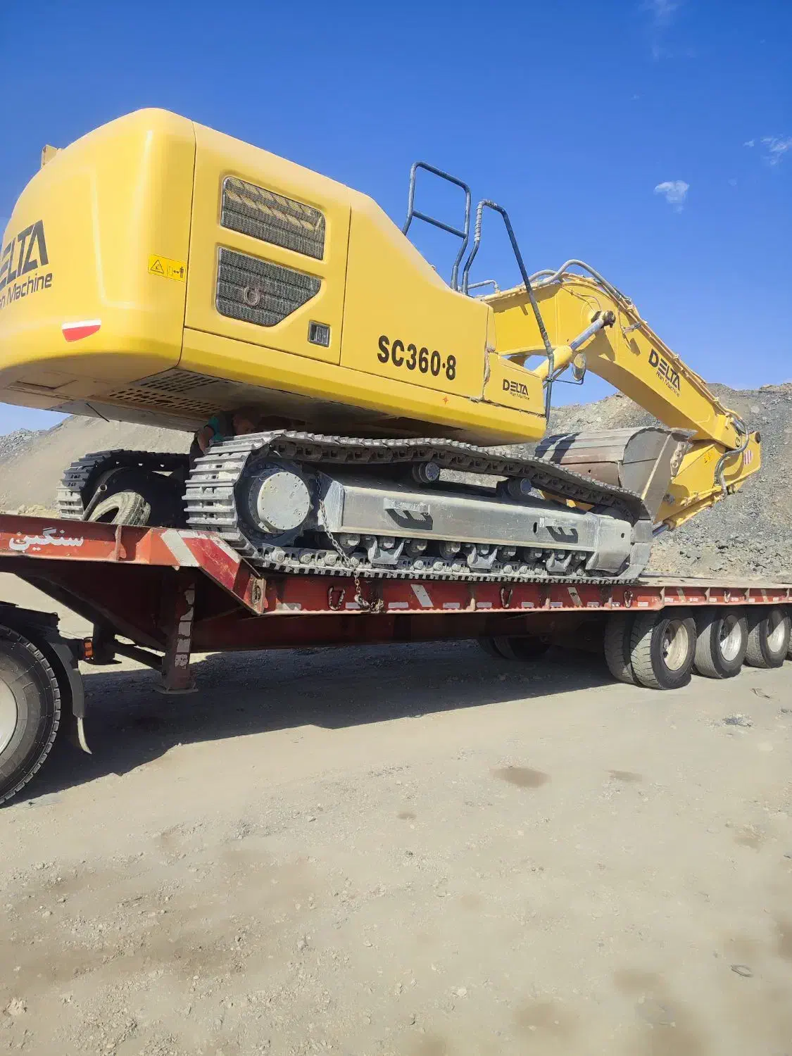 راننده بیل مکانیکی هستم|استخدام حمل و نقل|شیراز, کوشک میدان|دیوار