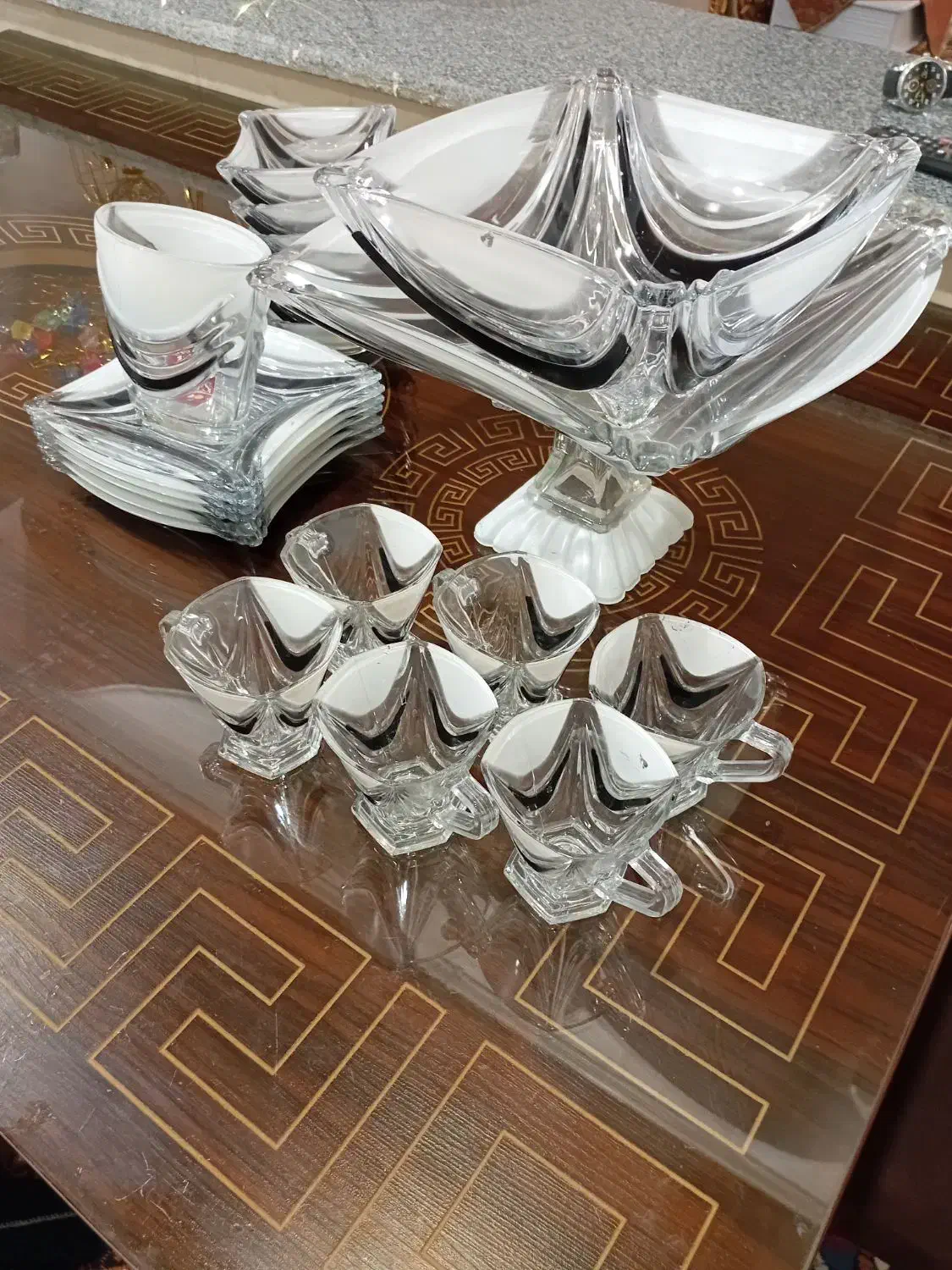 ظرف پذیرایی|ظروف سرو و پذیرایی|بندر گناوه, |دیوار