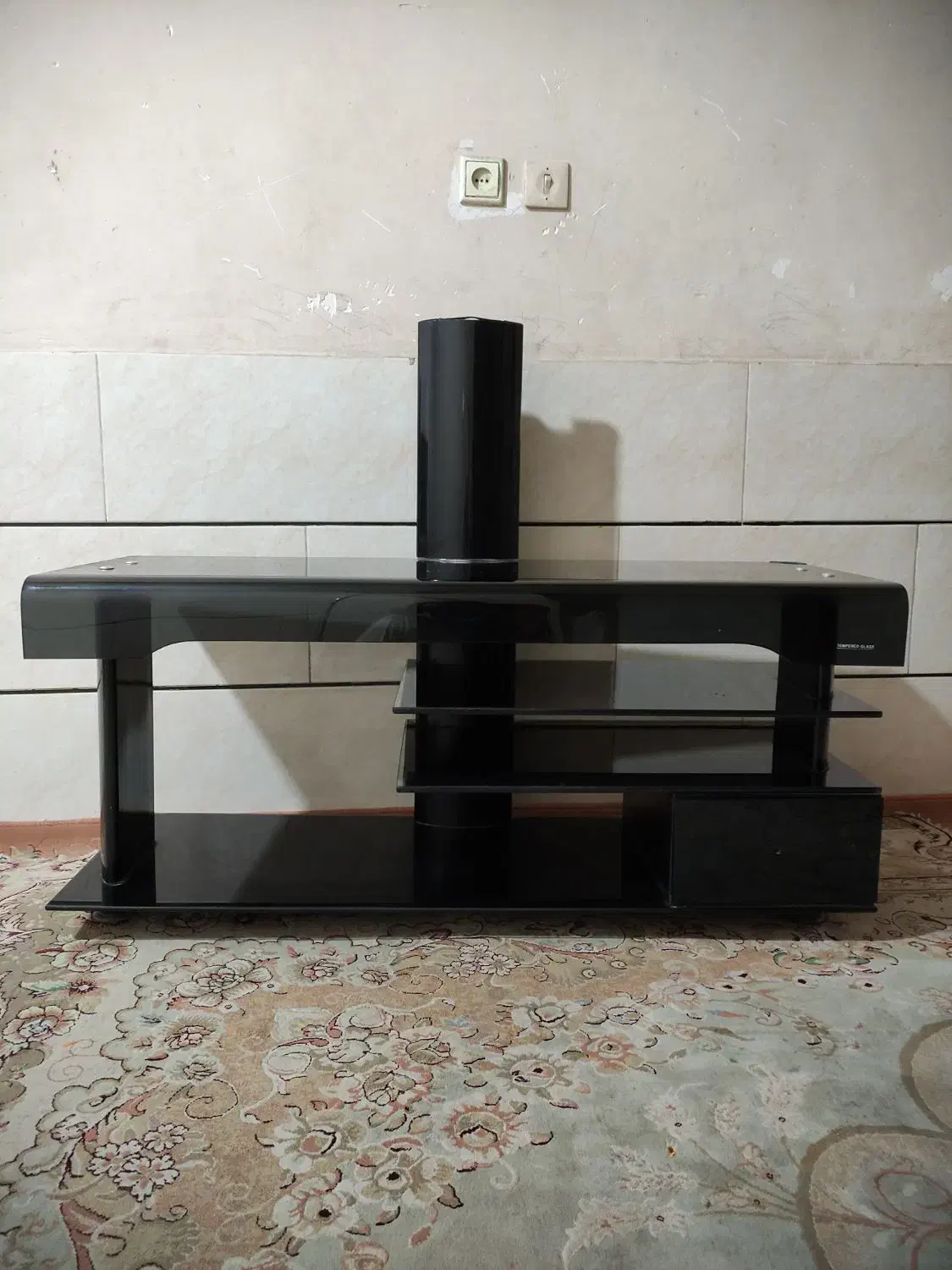 زیر تلویزیونی|میز تلویزیون|شیراز, شهرک مهدیآباد|دیوار