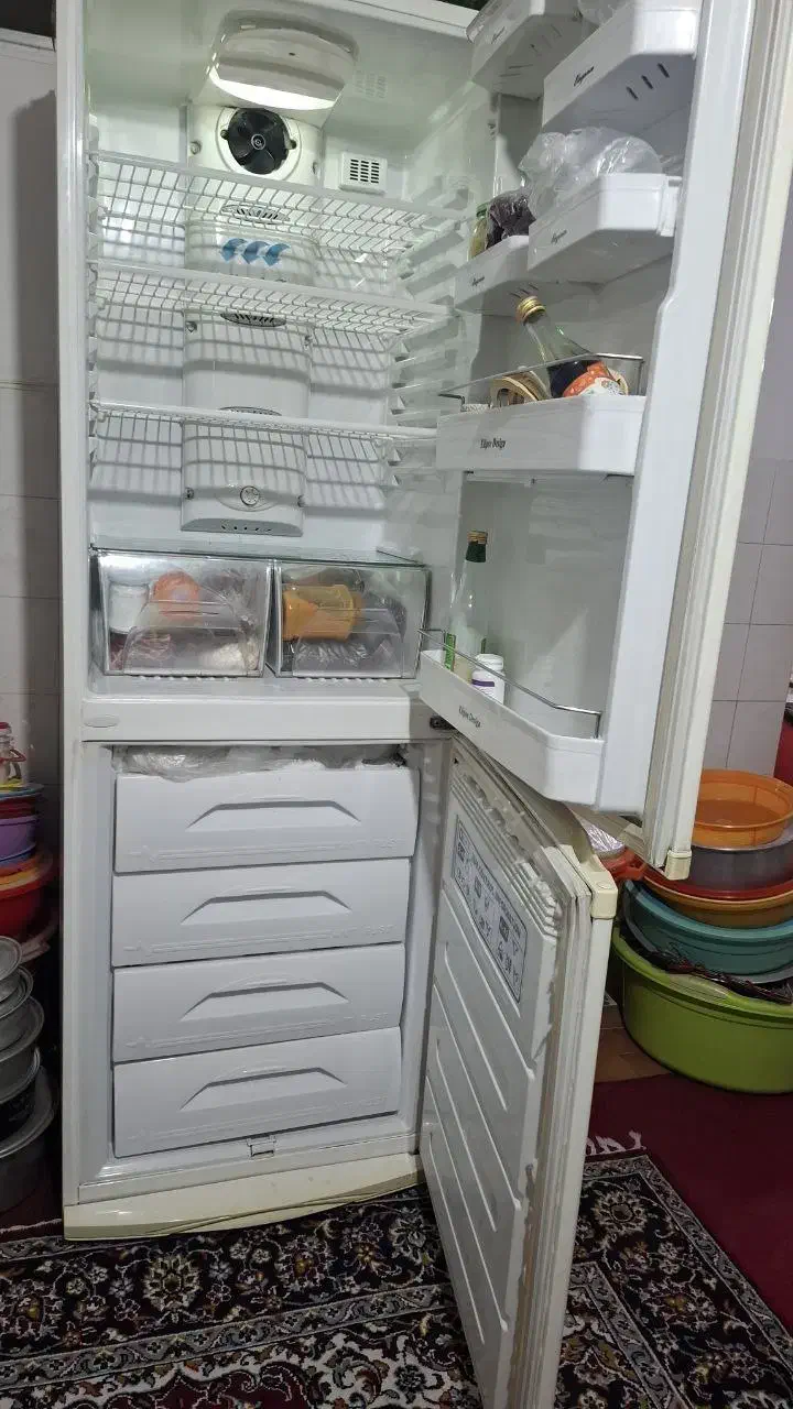 فروش کلیه لوازم خانه|ماشین لباسشویی و خشک‌کن لباس|ارومیه, |دیوار