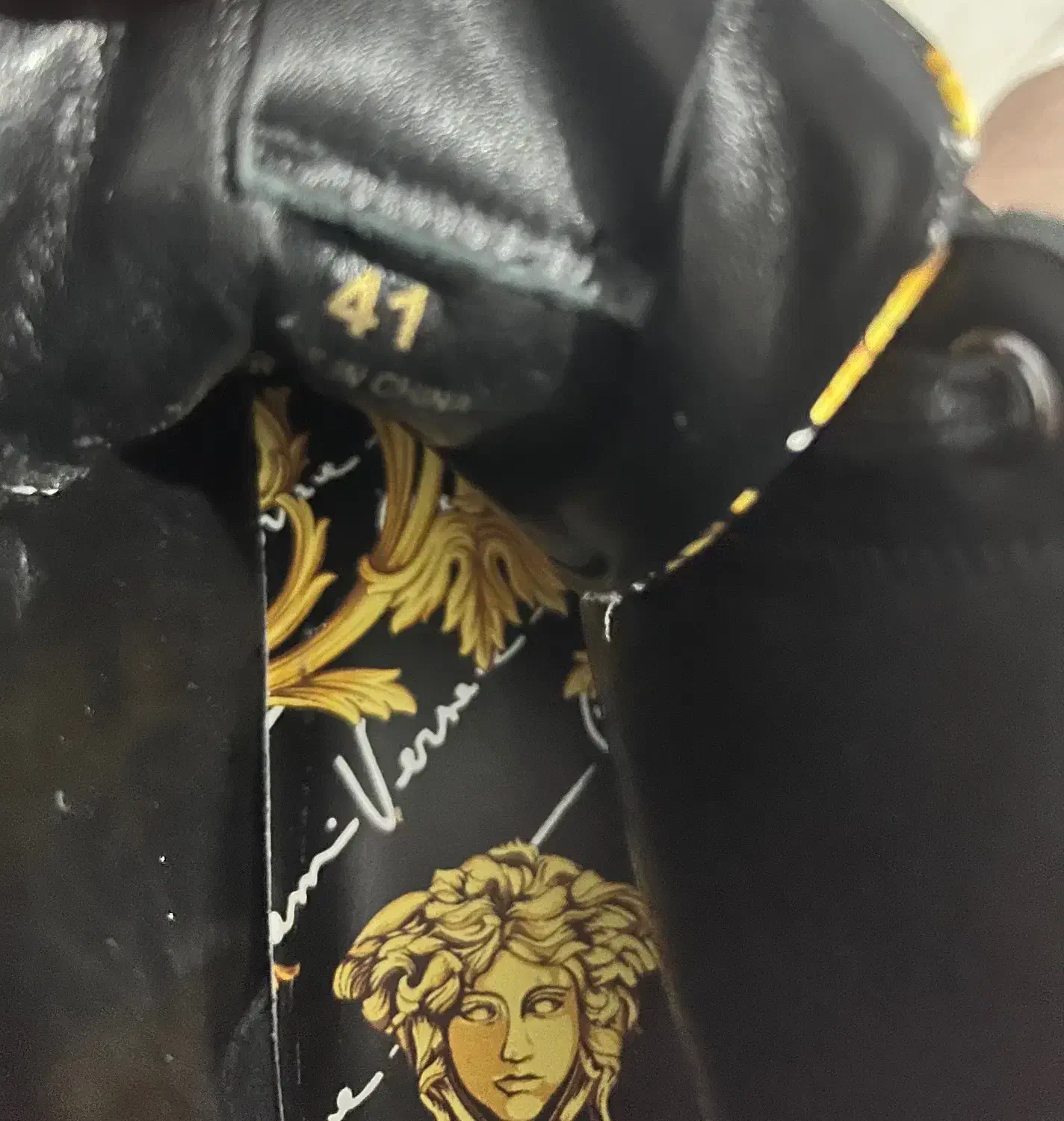 نیم بوت ورساچه اورجینال|کیف، کفش، کمربند|تهران, صادقیه|دیوار