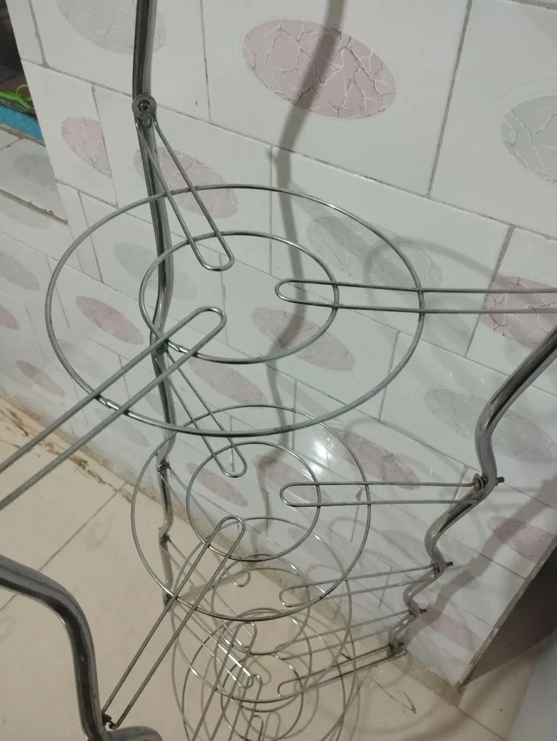 استندقابلمه|آب‌چکان و نظم‌دهنده ظروف|کرمانشاه, |دیوار