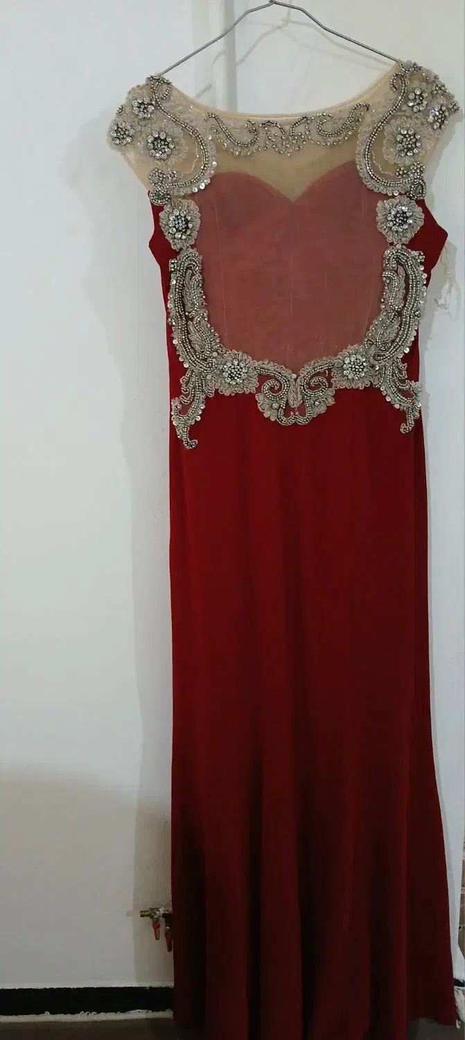 لباس مجلسی|لباس|ایلام, |دیوار