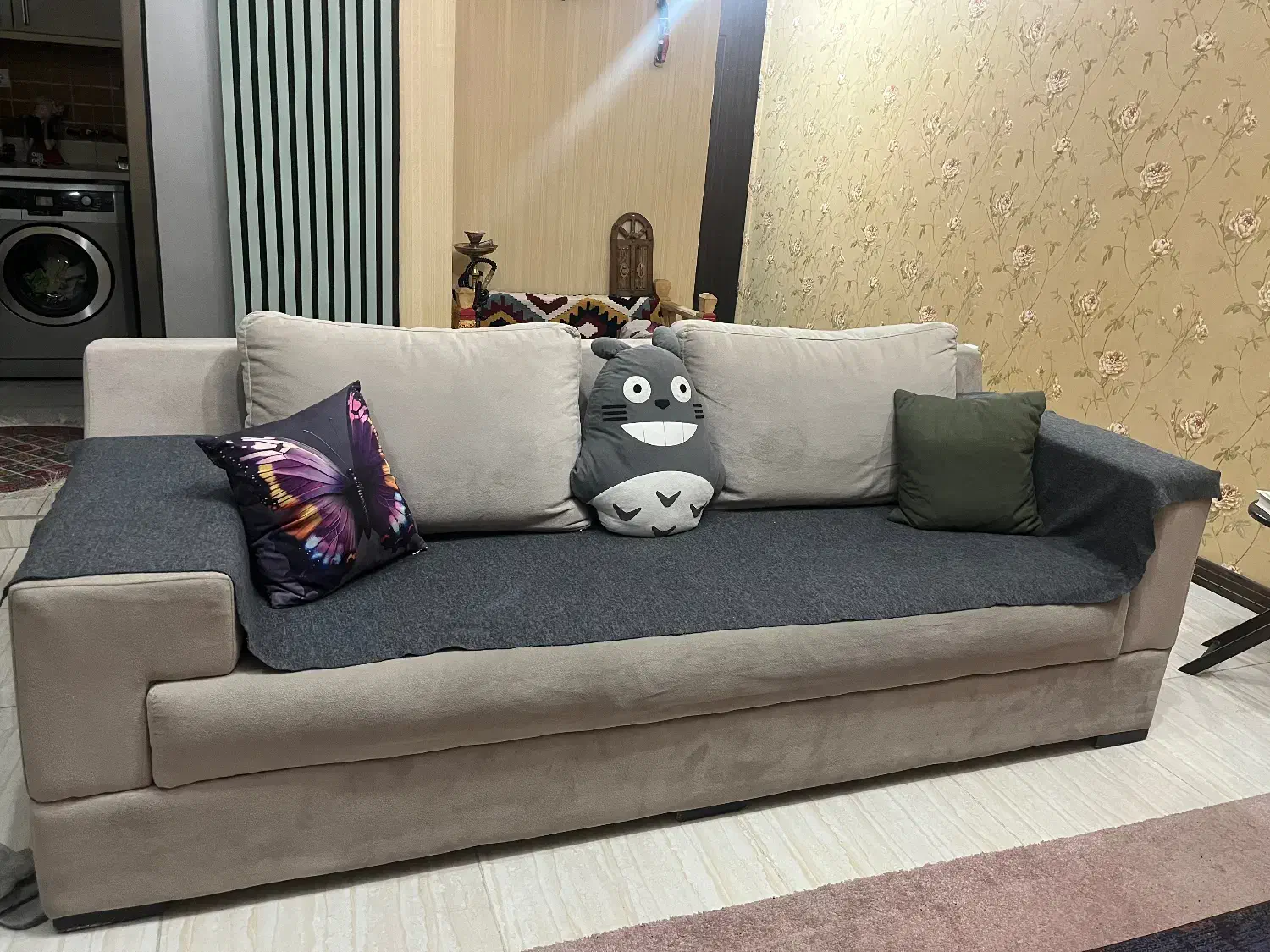 مبل سه نفره|مبلمان خانگی و میز عسلی|اندیشه, اندیشه فاز ۱|دیوار