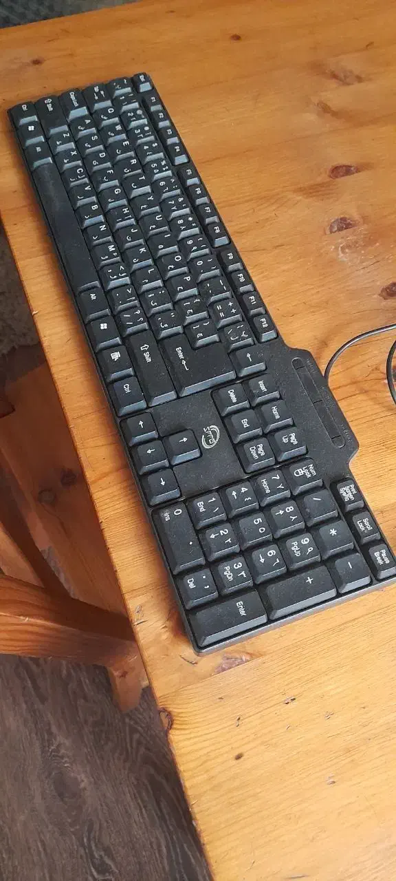 کیبورد کامپیوتر|قطعات و لوازم جانبی رایانه|رشت, دیلمان|دیوار