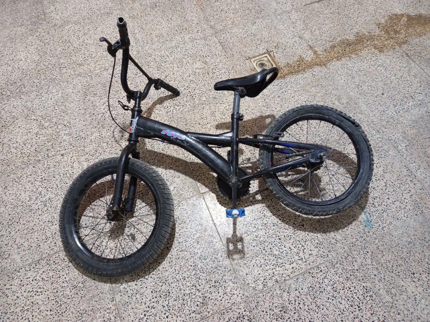 دوچرخه|دوچرخه، اسکیت، اسکوتر|ابریشم, |دیوار