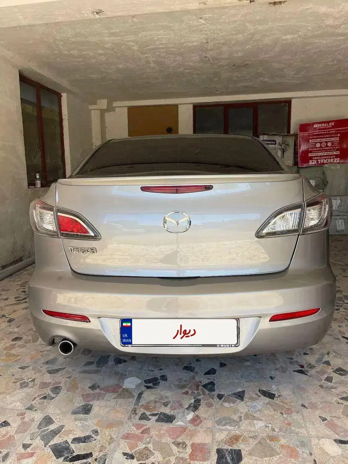 مزدا ۳نیو مدل ۹۰سربی|خودرو سواری و وانت|تهران, شهرآرا|دیوار