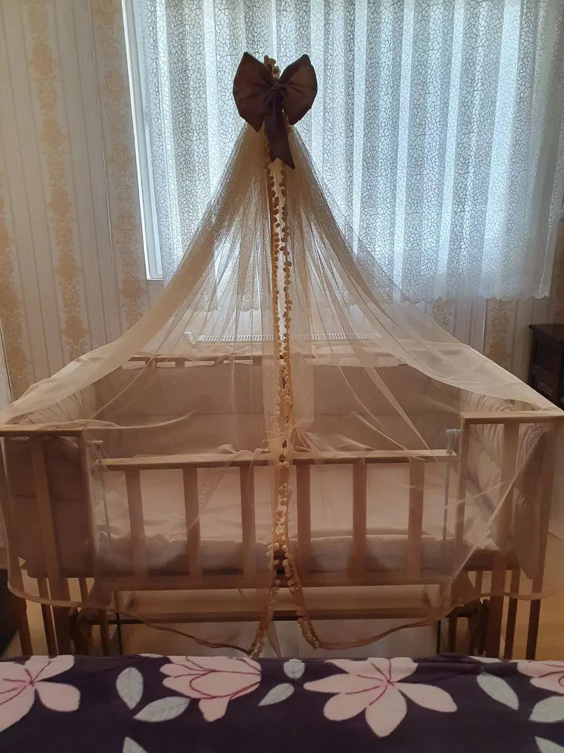 تخت و گهواره نوزادی|تخت و سرویس خواب|کرمانشاه, |دیوار