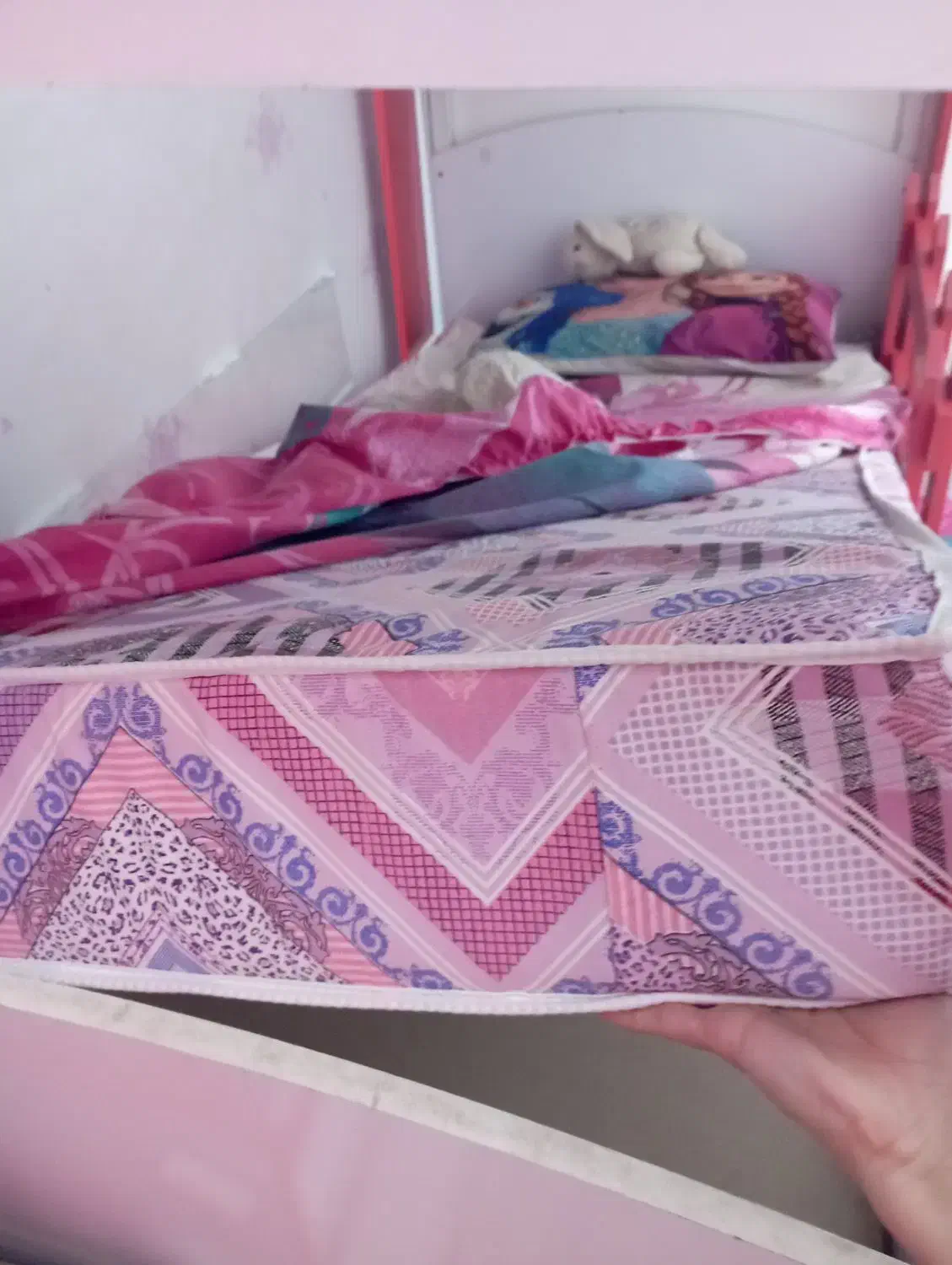 تخت دوطبقه کم جا|تخت و سرویس خواب|بیرجند, |دیوار