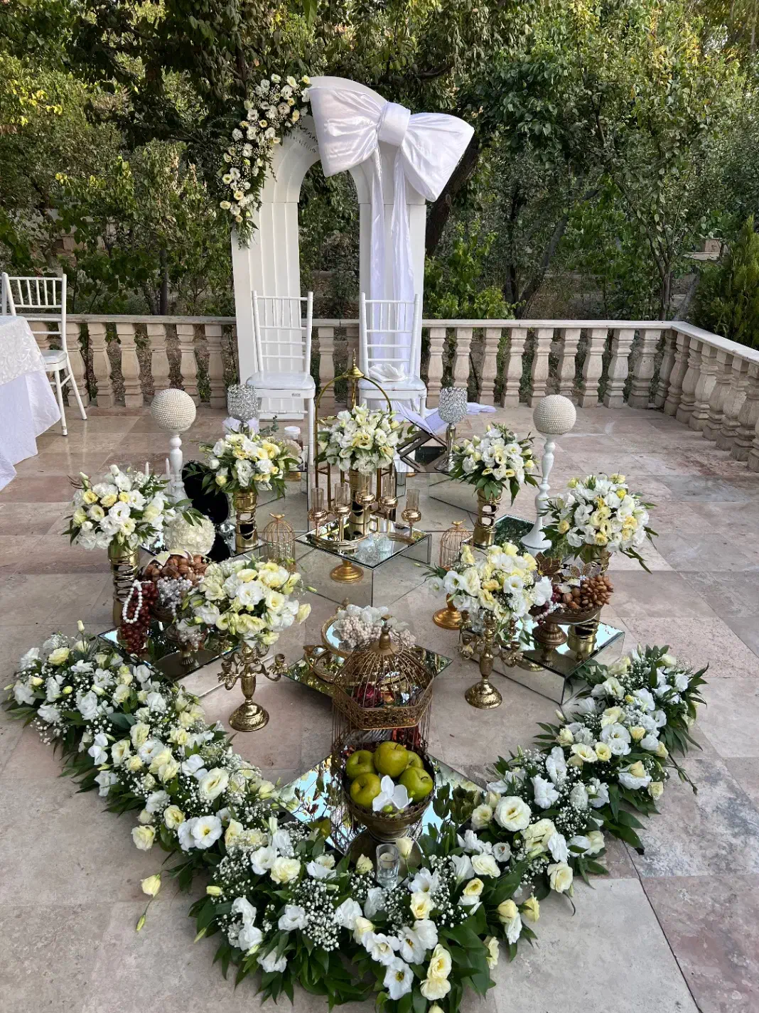 سفره عقد با گل ارایی طبیعی و مصنوعی|گل و گیاه طبیعی|تهران, صادقیه|دیوار