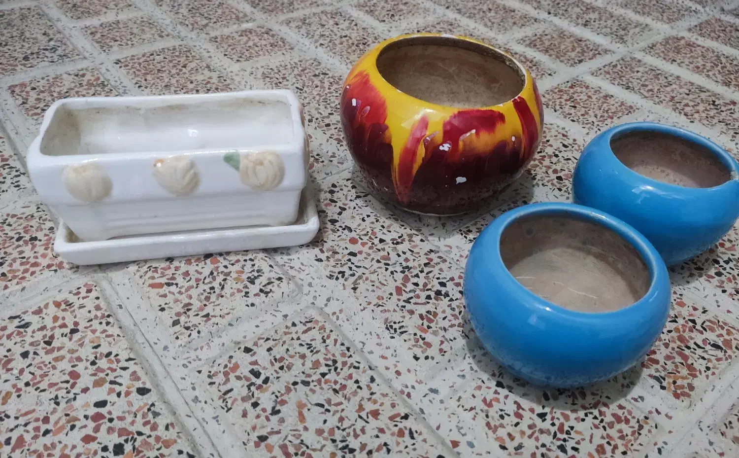 گلدان سفالی سایز کوچیک|گل و گیاه طبیعی|ری, شهرک نظامی|دیوار