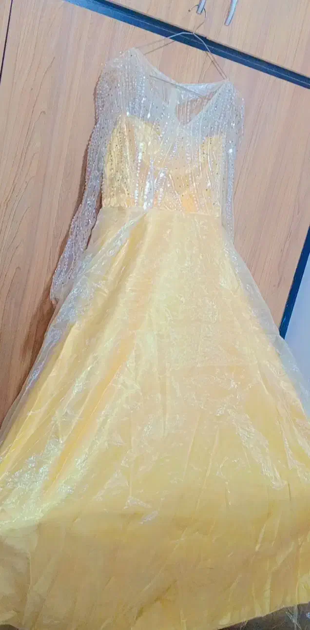 لباس مجلسی|لباس|سوسنگرد, |دیوار