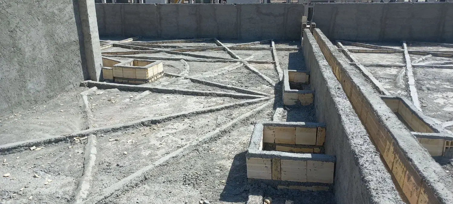 اجرای فوم بتن دراصفهان بادستگاه تکفاز|خدمات پیشه و مهارت|اصفهان, بوستان ناژوان|دیوار