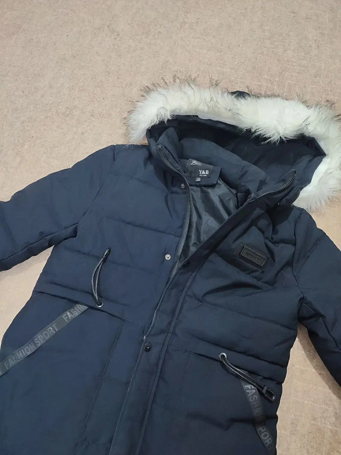 فروش کاپیشن|لباس|دوگنبدان, |دیوار