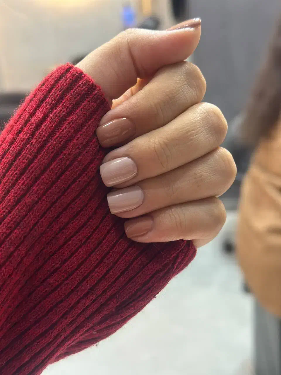 کاشت ناخن|خدمات آرایشگری و زیبایی|مشهد, قائم|دیوار