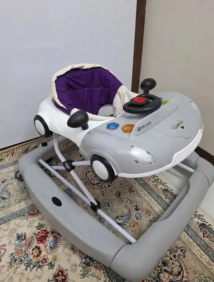 روروک موزیکال سالم،مارک دلیجان|کالسکه و لوازم جانبی|شاهینشهر, عطار|دیوار