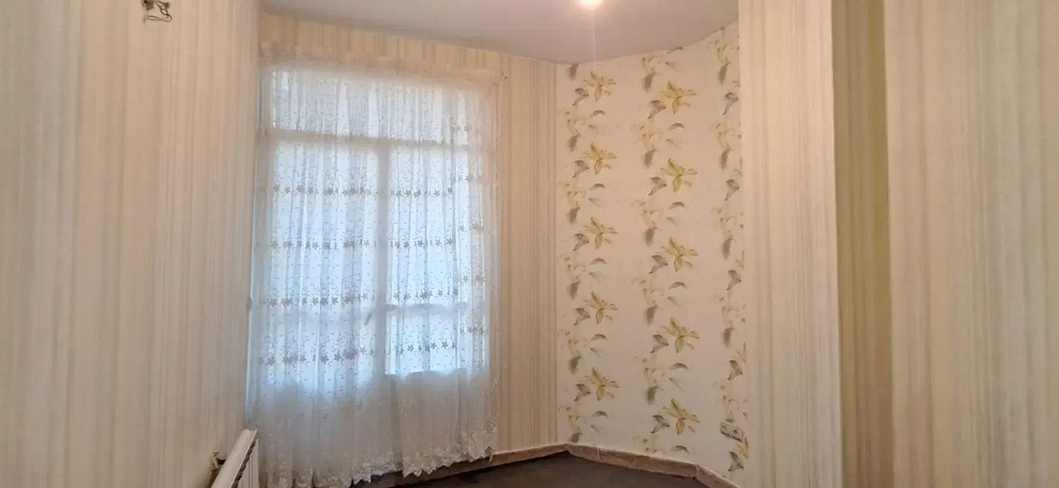 اپارتمان ۷۵ متری در خ کاشان