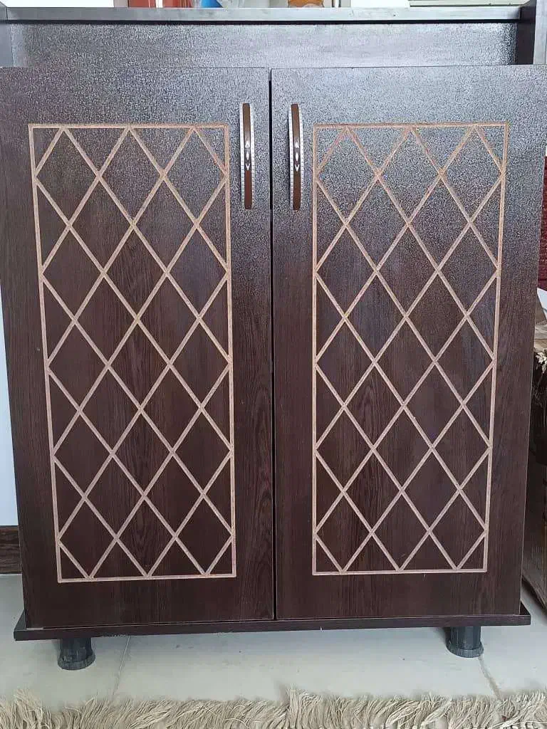 وسایل منزل|فرش|صدرا-فارس, فاز ۲|دیوار