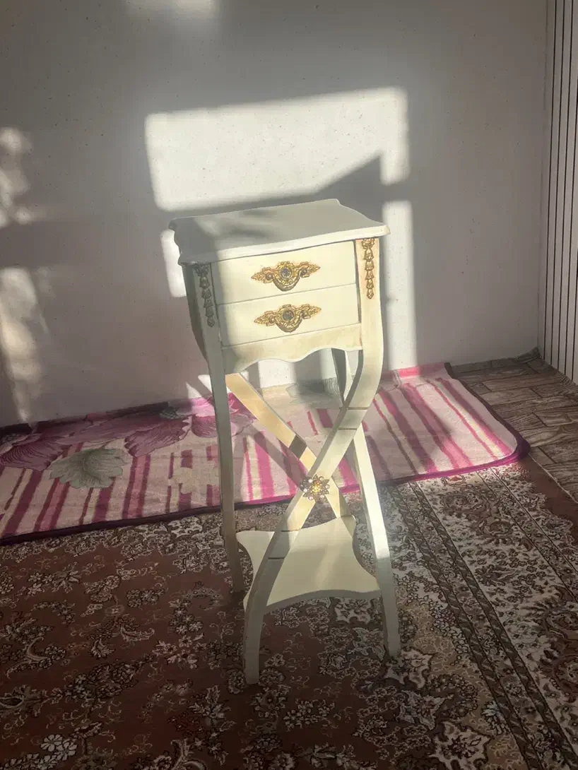 میز تلفن تمیز|میز تلفن|اردبیل, |دیوار