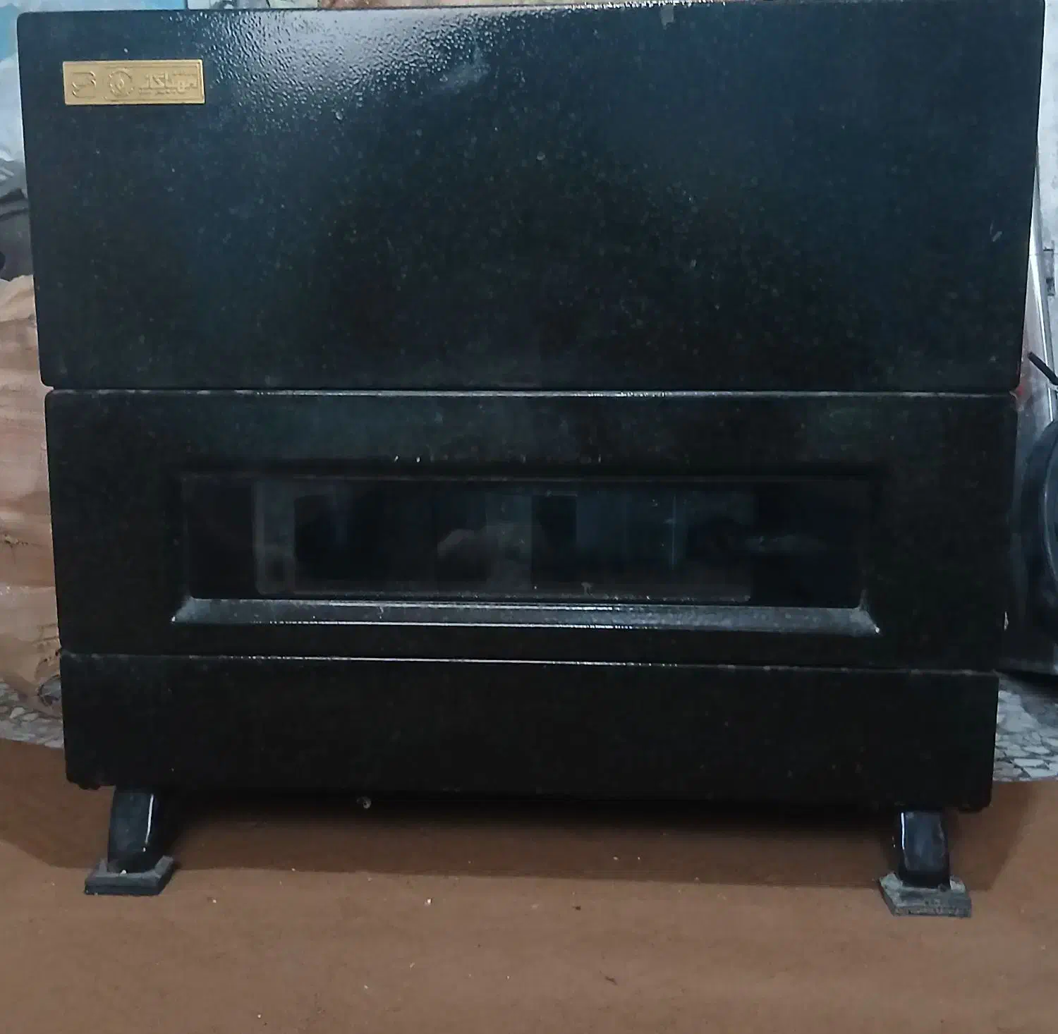 یک بخاری سالم می تونی امتحان کنید بعد ببرین|بخاری، هیتر، شومینه|رشت, هلال احمر|دیوار