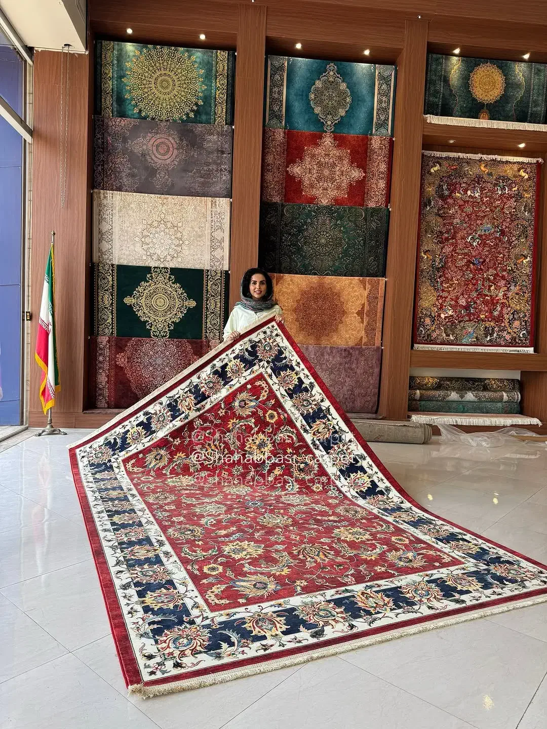 فرش در باری ۱۲۰۰شانه با تخفیف میخوای بیا قلات|فرش|شیراز, قلات|دیوار