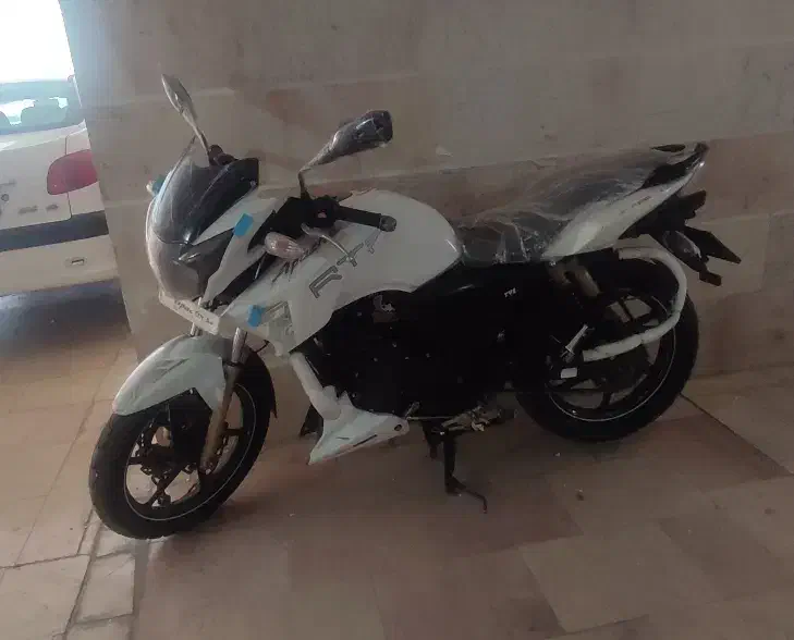 متور آپاچی ۱۸۰۰|موتورسیکلت|شهریار, اصیل آباد|دیوار