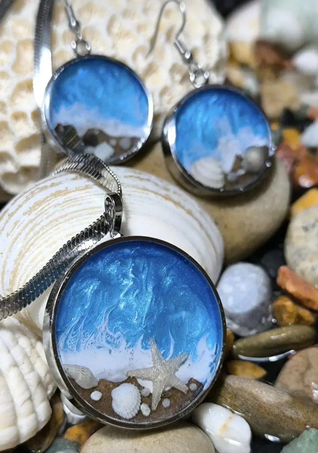 آموزش اکسسوری،زیورآلات رزینی با مدرک بین المللی|خدمات آموزشی|یزد, |دیوار