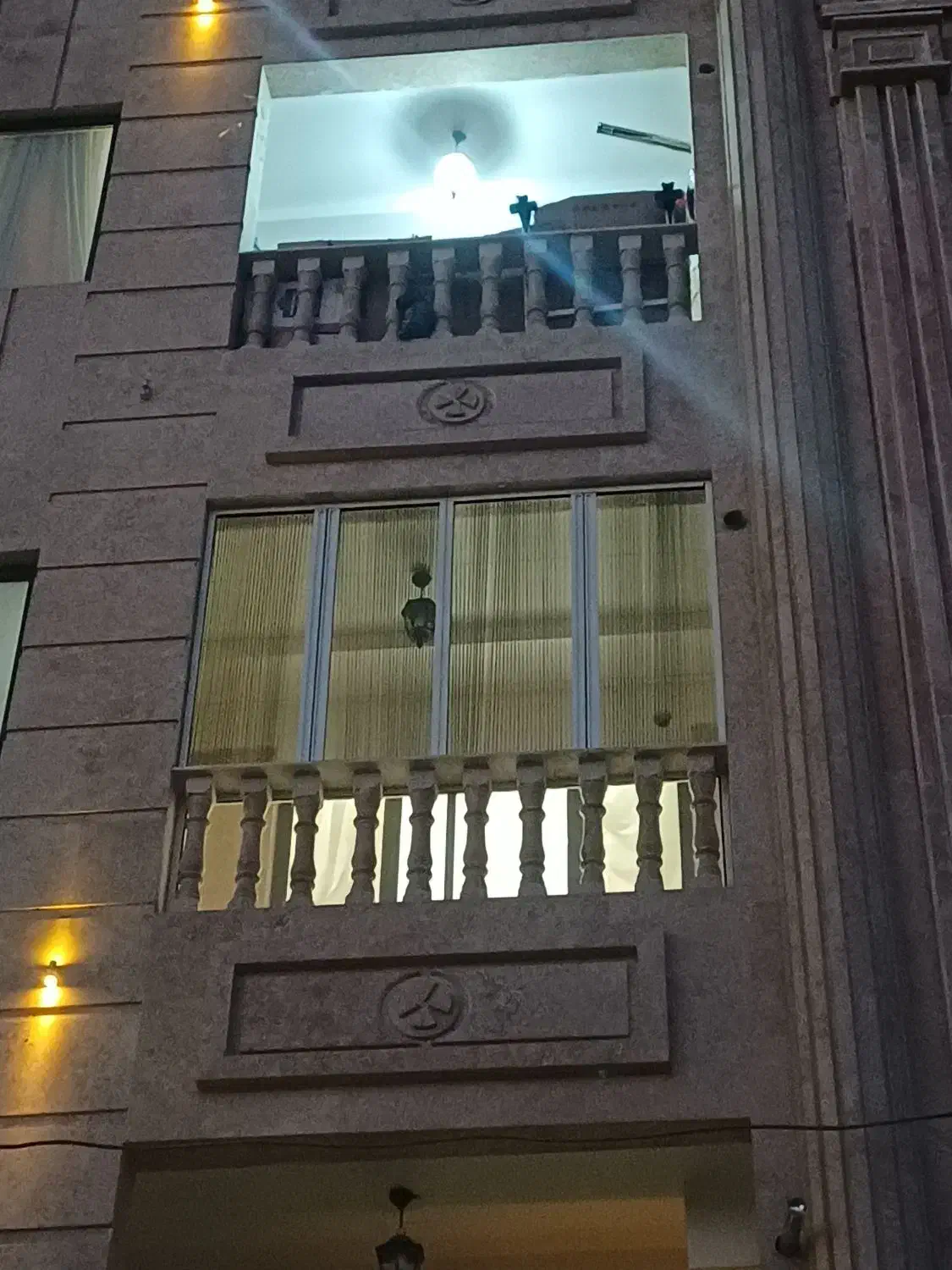 اجرای تخصصی وحرفه ای بستن تراس باتوری پلیسه|خدمات پیشه و مهارت|قرچک, پارس سرام|دیوار