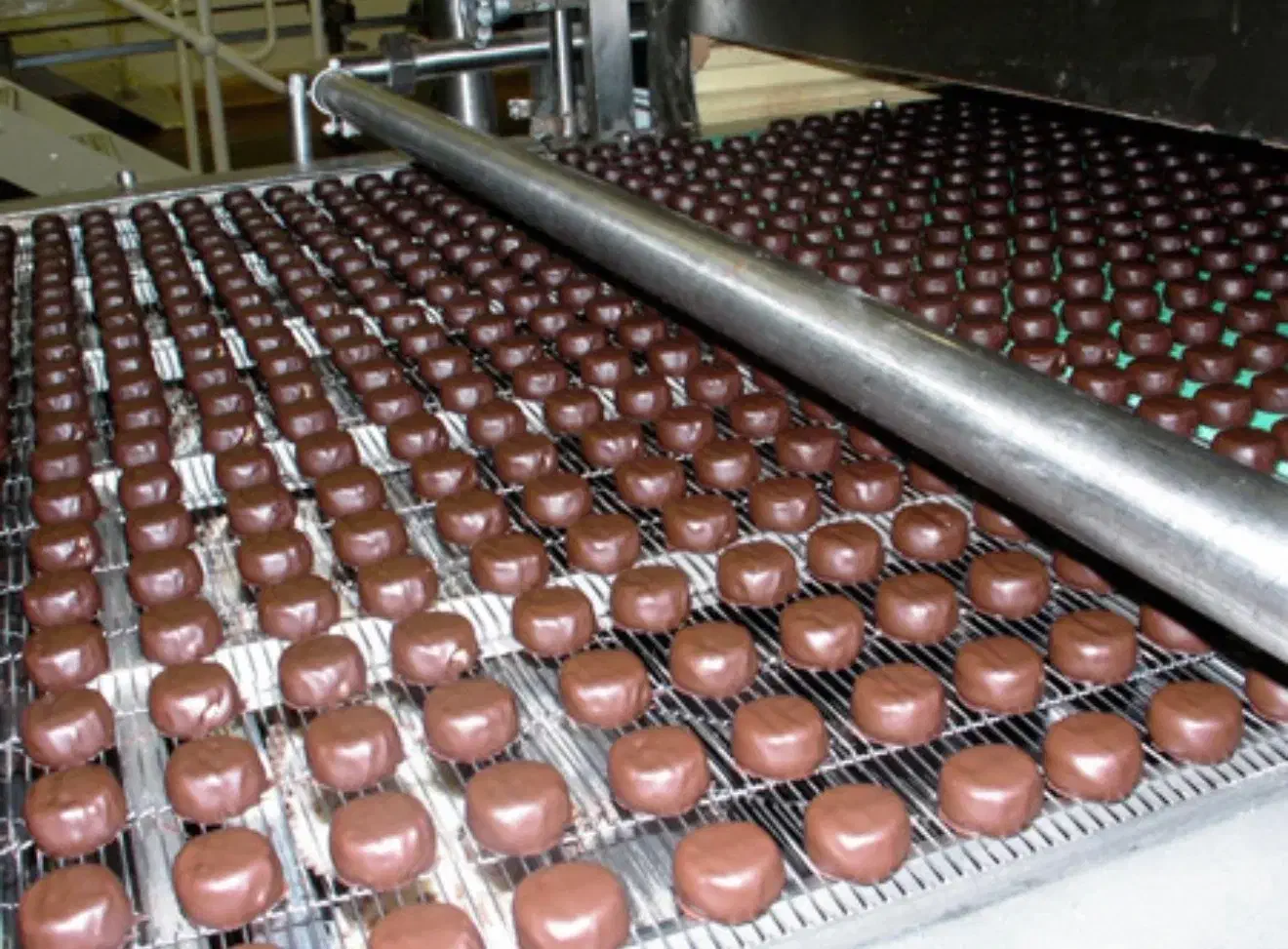 کارگر ساده کارخانه شکلات سازی جای خواب،غذا،بیمه|استخدام صنعتی، فنی، مهندسی|تهران, تهرانسر غربی|دیوار