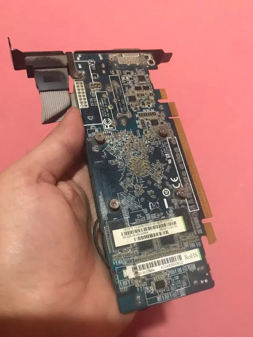 کارت گرافیک 1 گیگ|قطعات و لوازم جانبی رایانه|نظرآباد, نظرآباد|دیوار