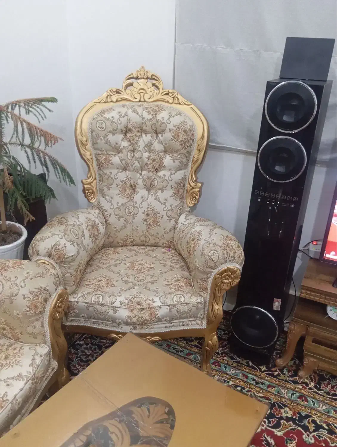 مبل سلطنتی|مبلمان خانگی و میز عسلی|سبزوار, هویزه|دیوار