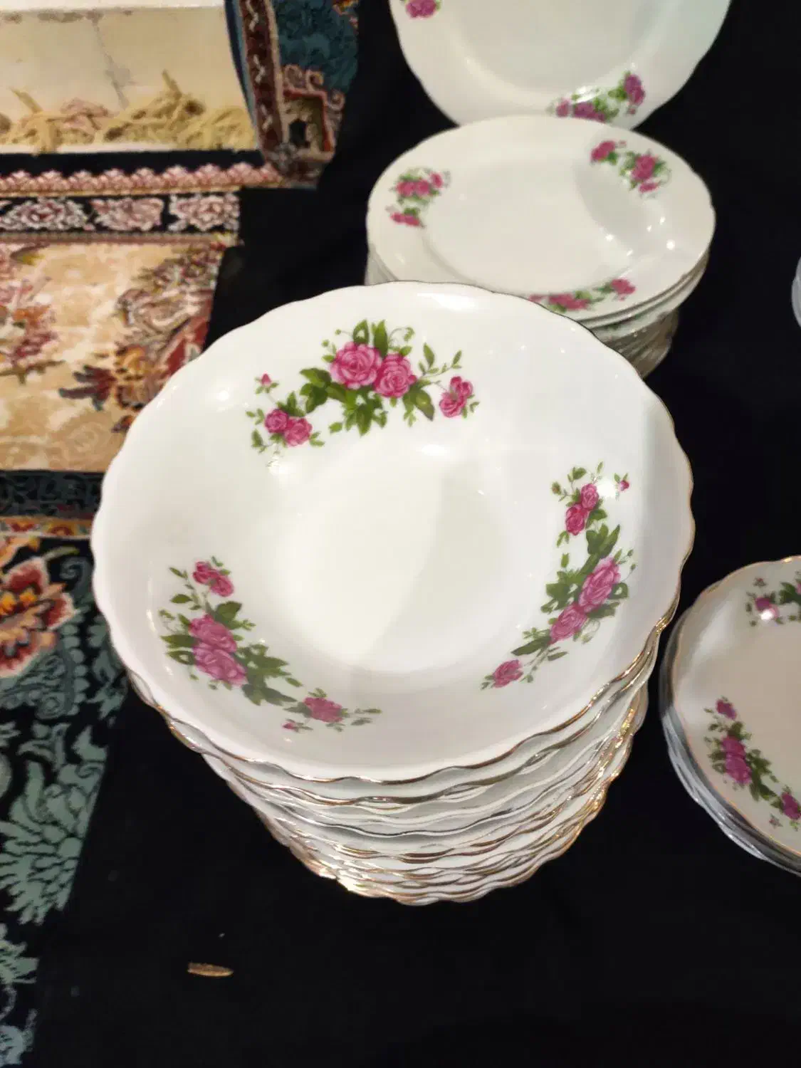 سرویس گل سرخی|ظروف سرو و پذیرایی|ساوه, |دیوار