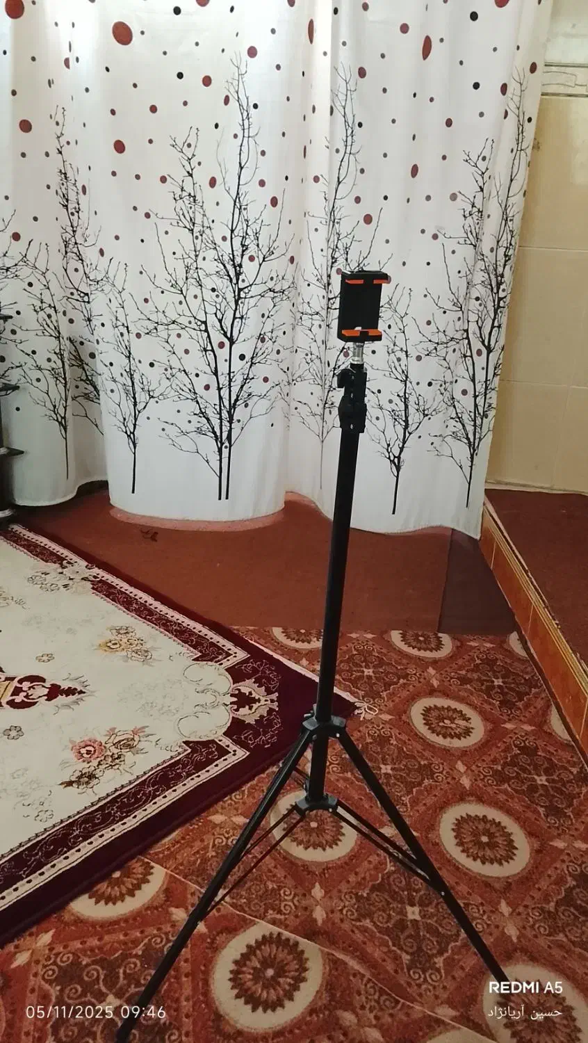 سه پایه گوشی برای فیلم و عکس|دوربین عکاسی و فیلم‌برداری|خمین, |دیوار