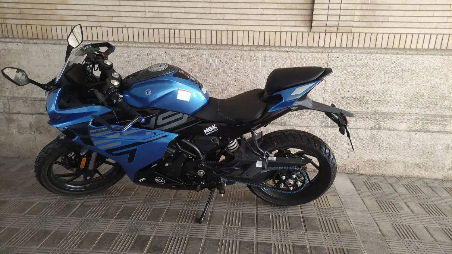 موتور کی وی K249R کم کار در حدنو|موتورسیکلت|شیراز, ملاصدرا|دیوار