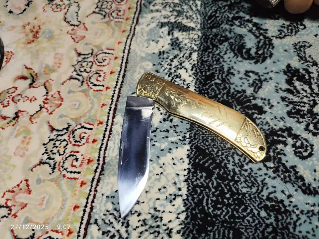 چاقو|کلکسیون اشیاء عتیقه|بندر ماهشهر, |دیوار