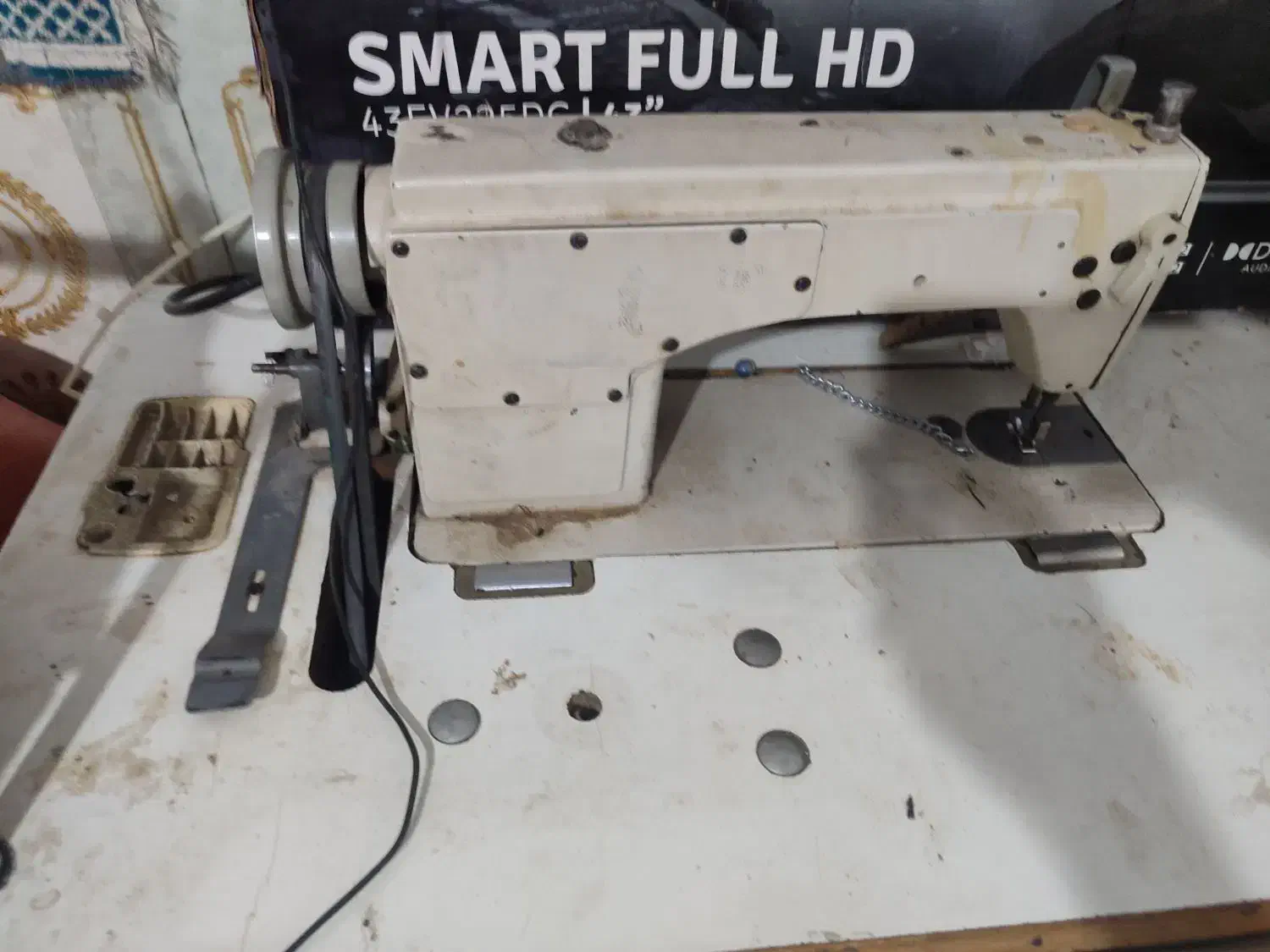 چرخ خیاطی معاوضیه با گوشی یا گوسفند|ماشین‌آلات صنعتی|ایرانشهر, |دیوار