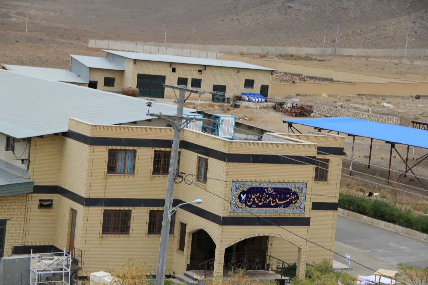 مزایده عمومی واگذاری مجتمع اقامتی|اجارهٔ کوتاه‌مدت آپارتمان و سوئیت|نطنز, |دیوار