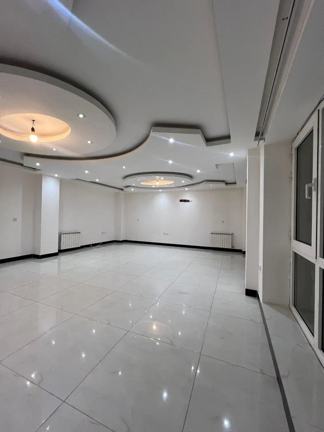 اجاره آپارتمان ۱۲۰متری شیک دنج درخیابان هراز|اجارهٔ آپارتمان|آمل, |دیوار