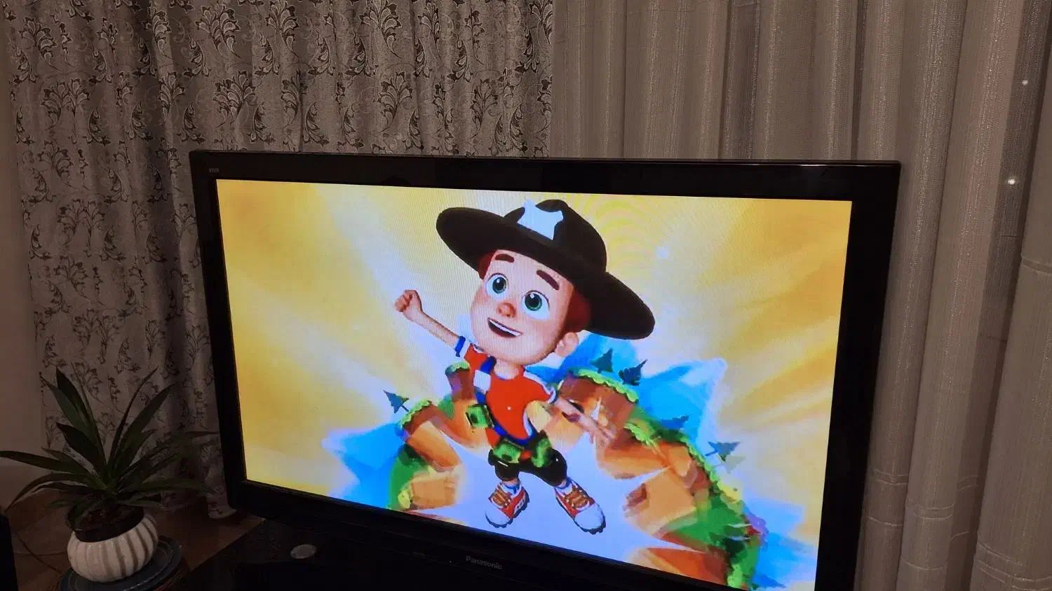 تلویزیون ۵۰ اینچ پلاسما پاناسونیک|تلویزیون و پروژکتور|کرج, گلشهر|دیوار