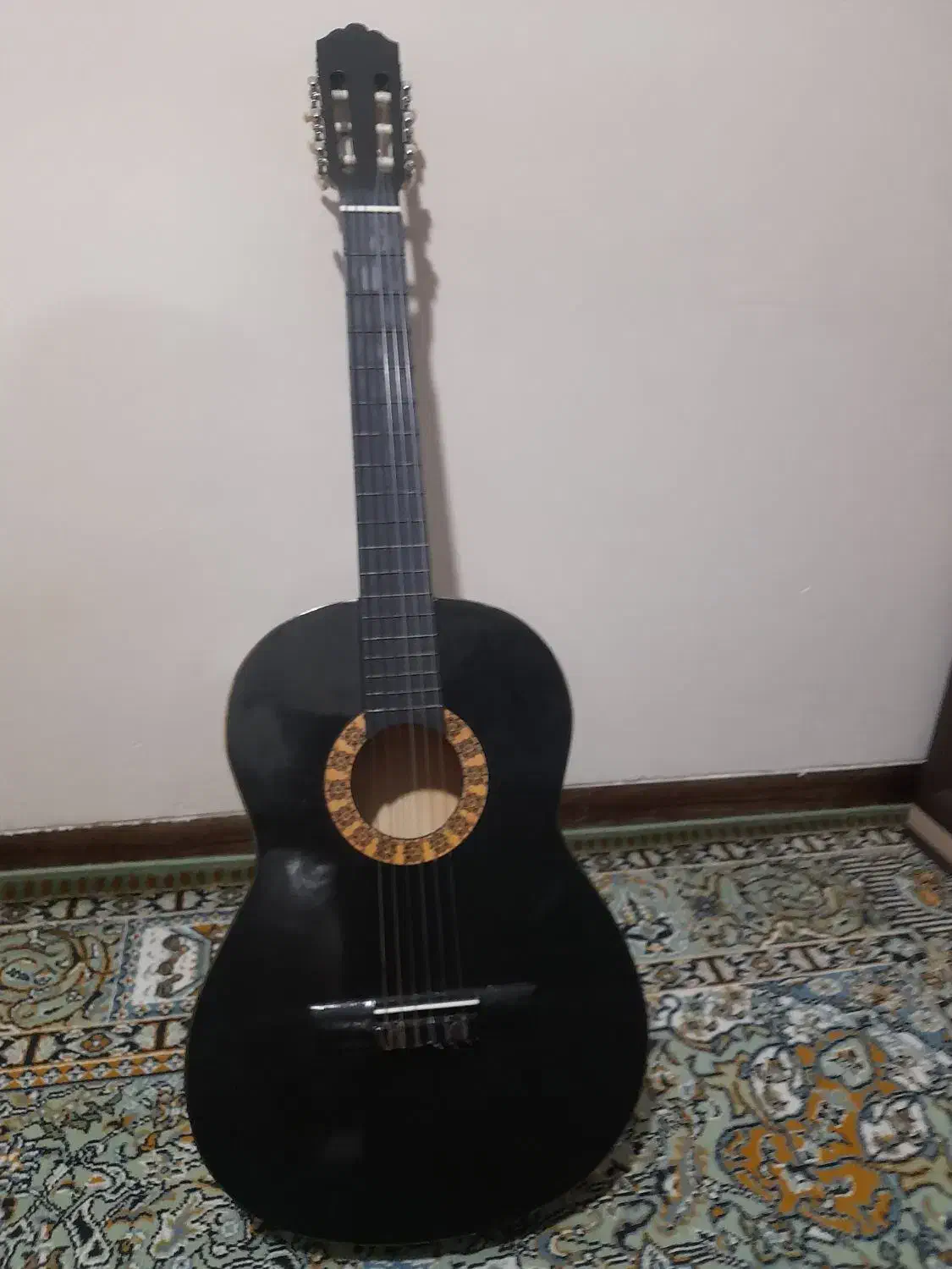 گیتار آکبند|گیتار، بیس، امپلیفایر|رشت, لاکان شهر|دیوار