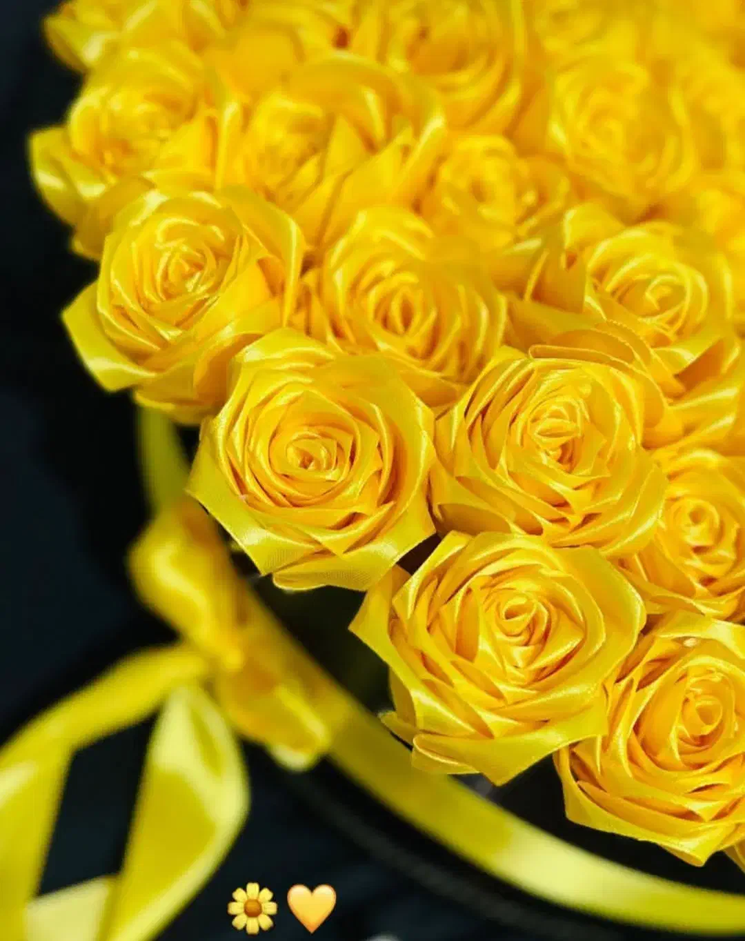 دسته گل ماندگار روبانی|گل مصنوعی|تبریز, |دیوار