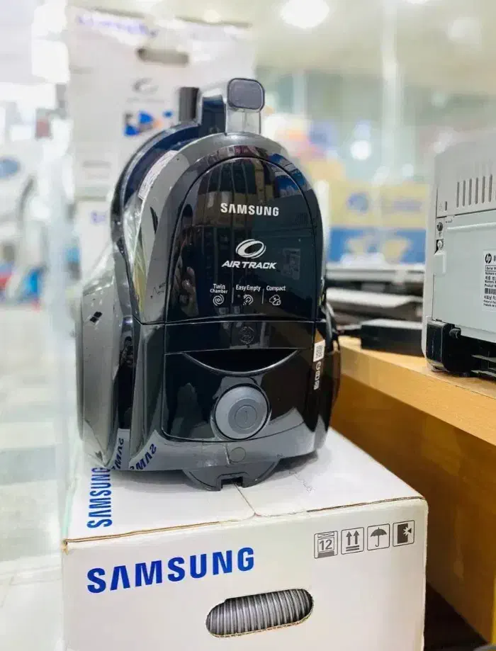 یک دستگاه جاروبرقی سامسونگ|جاروبرقی، جارو شارژی، بخارشو|بندر ماهشهر, |دیوار