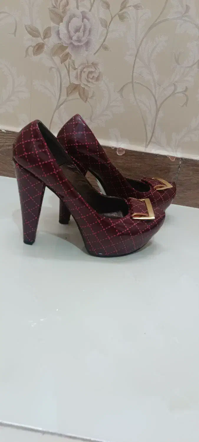 کفش مجلسی|کیف، کفش، کمربند|قرچک, شهرک طلائیه|دیوار