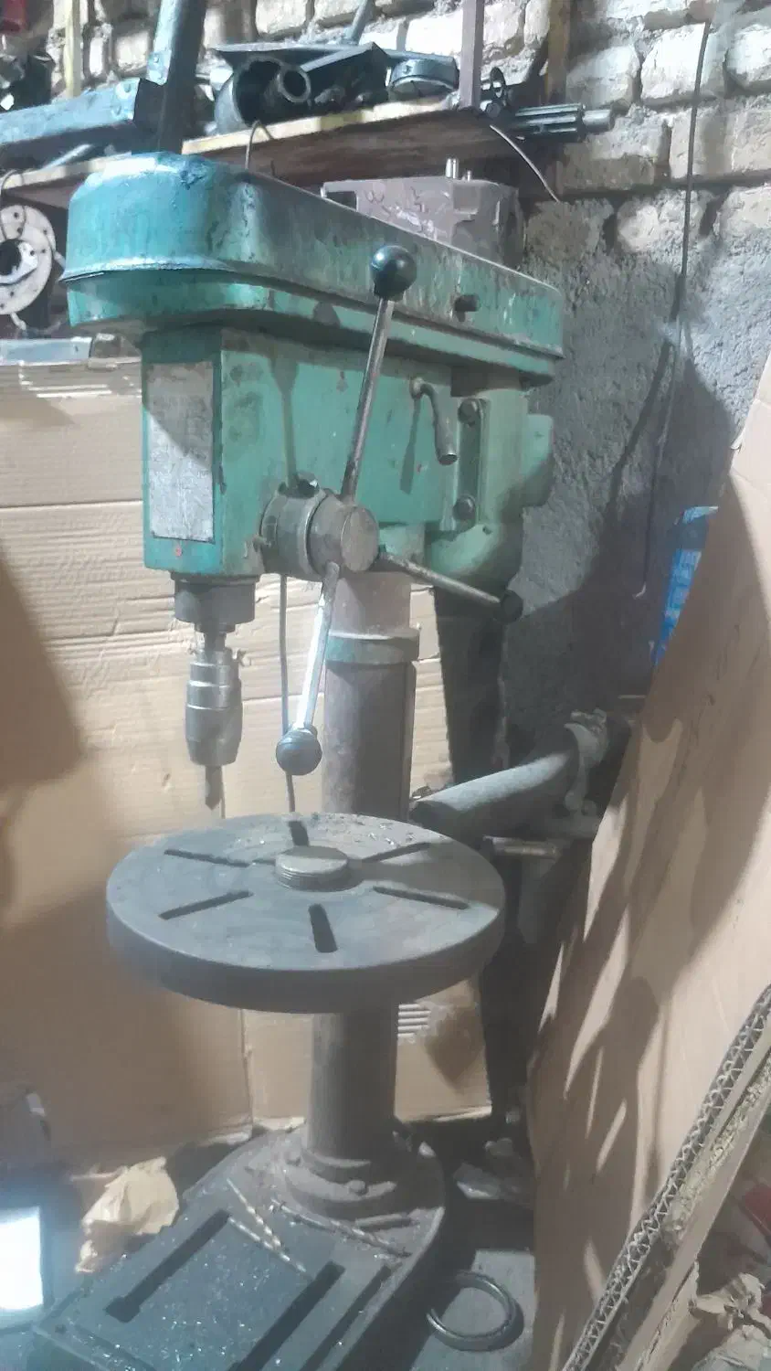 پایه دلیر|ابزارآلات|تربتحیدریه, هاشمینژاد|دیوار