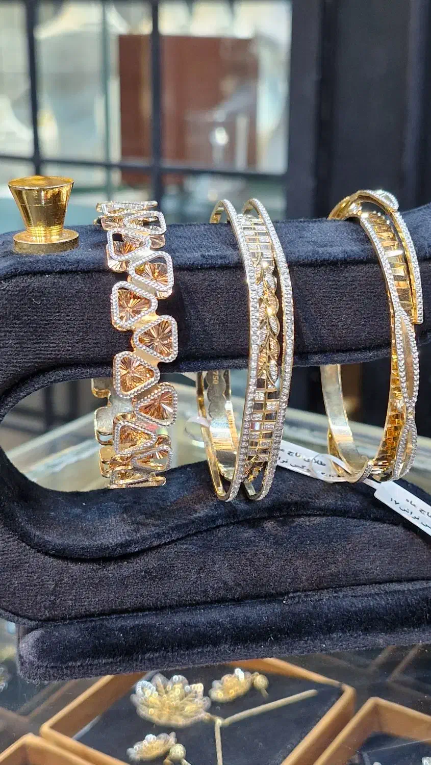 النگو. از ۳ درصد تا تکپوش های لوکس ۱۸ درصدی|جواهرات|شیراز, ملاصدرا|دیوار