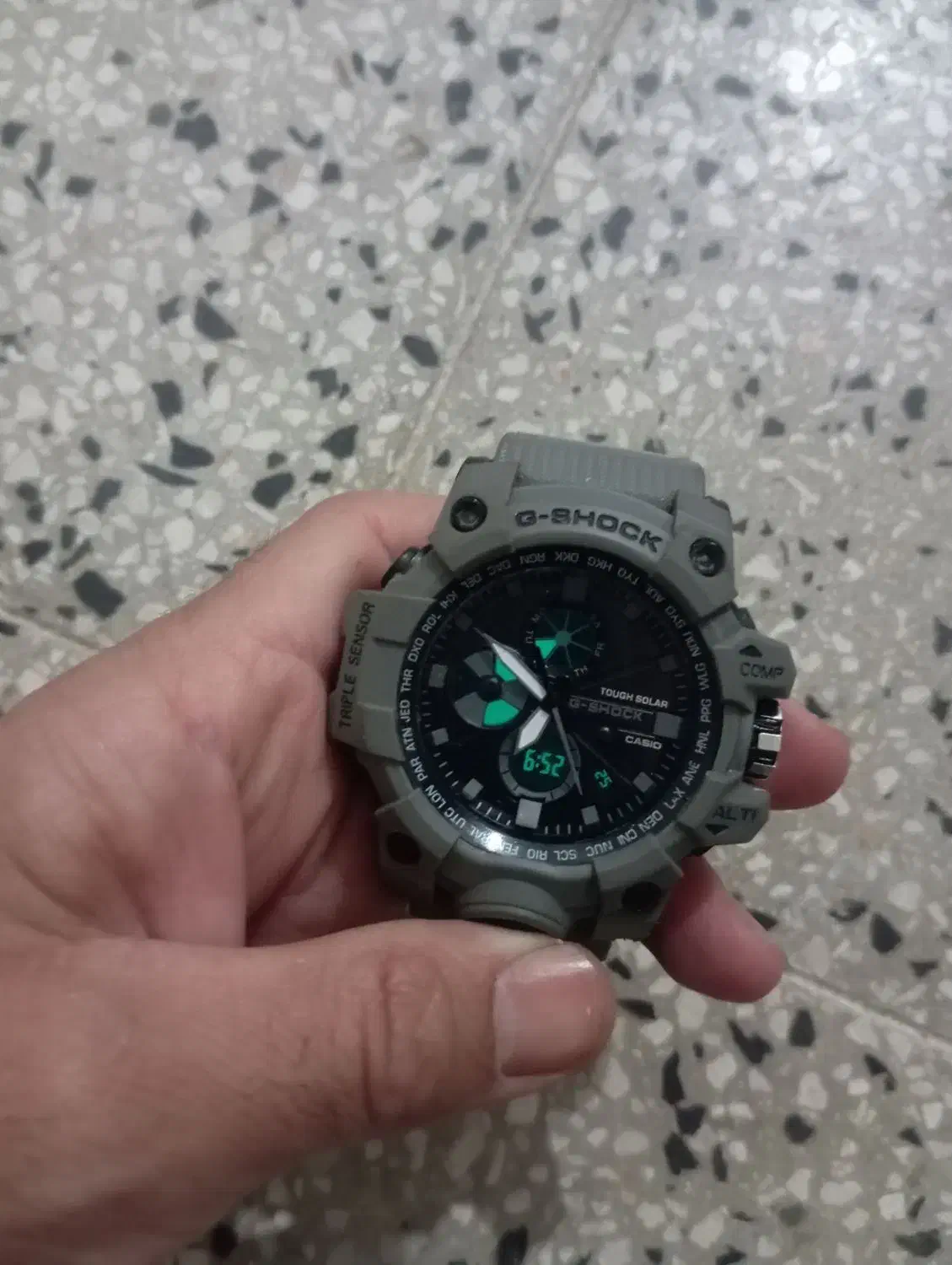 وسایل معاوضه میکنم با هرچیز ک بدردم بخوره|ساعت|دهدشت, |دیوار